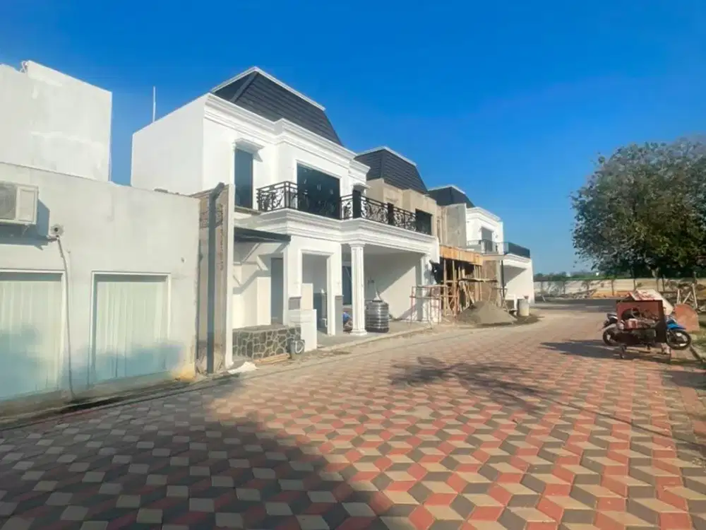 RUMAH MEWAH 2 LANTAI TYPE AMERICAN CLASSIC TERBAIK DI KOTA PATI