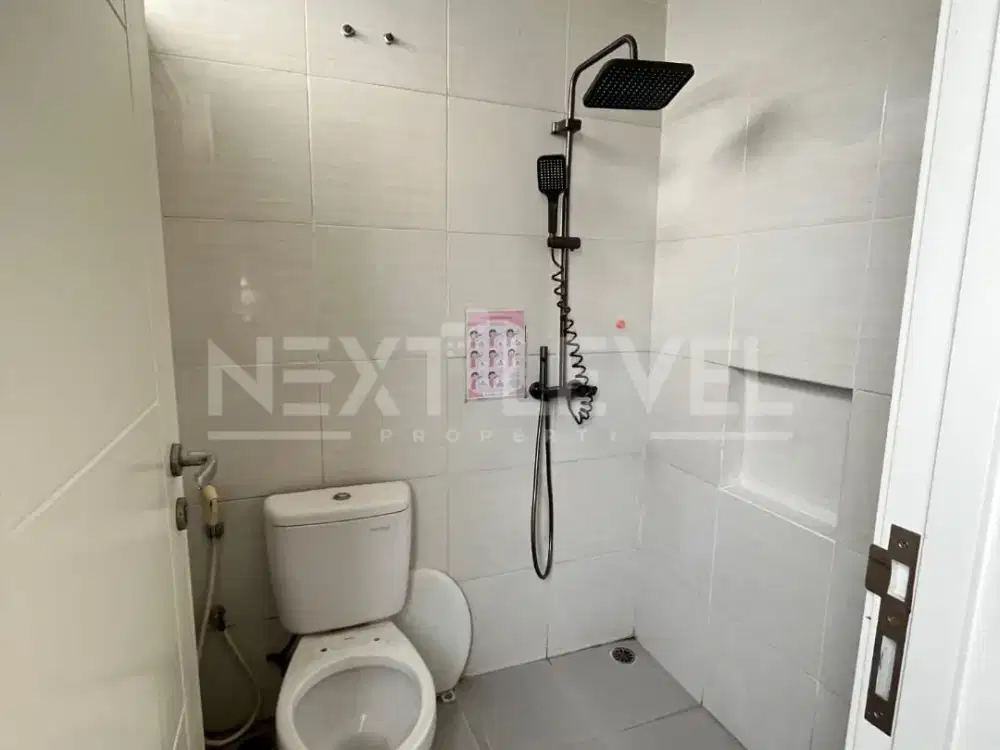 Dijual rumah di grand Harvest Wiyung surabaya