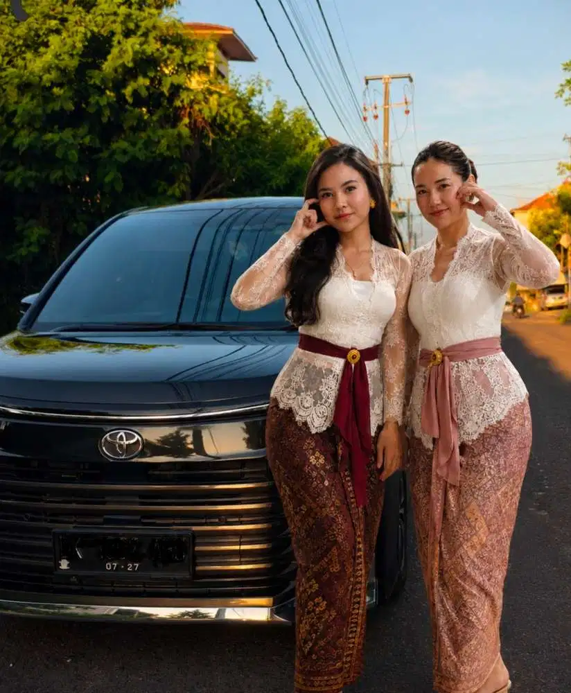 Toyota Voxy 2022 Bensin