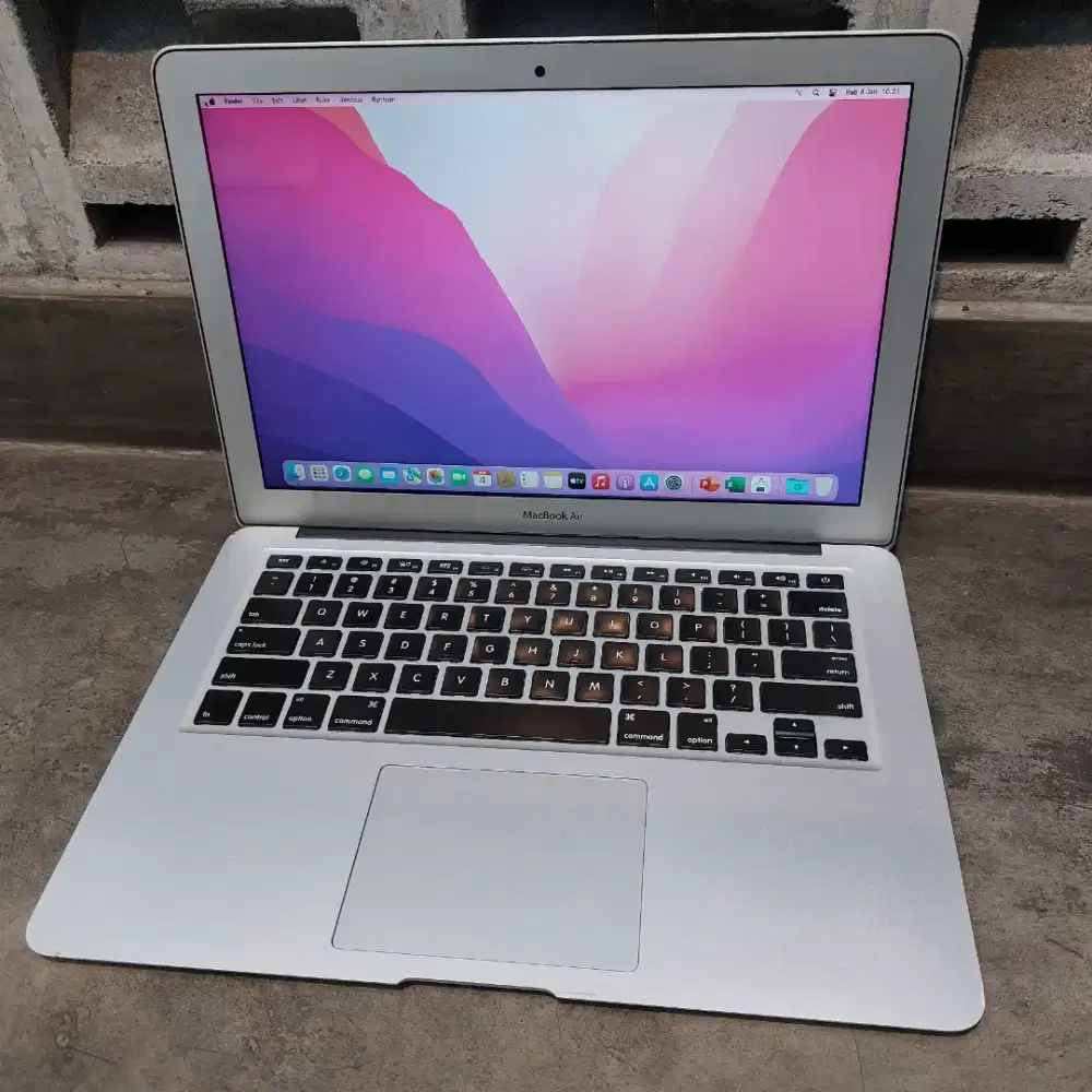 Macbook air 2015 slim ringan 13 inch