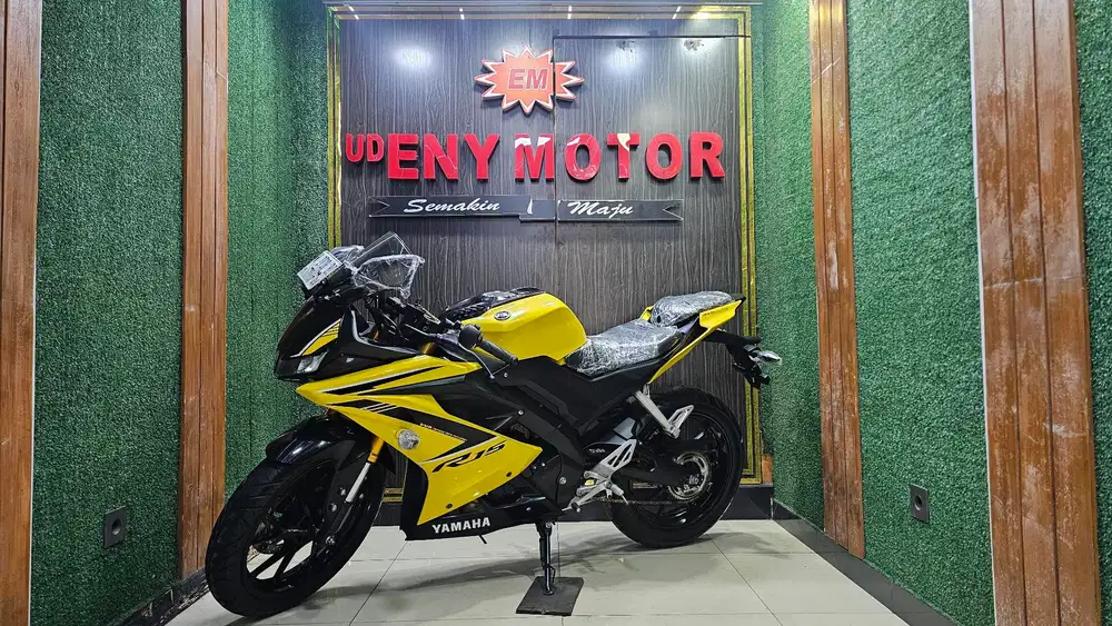 ENY MOTOR - SPC LOW KM! YAMAHA ALL NEW R15 V3 TH 2018! SIAP PAKAI
