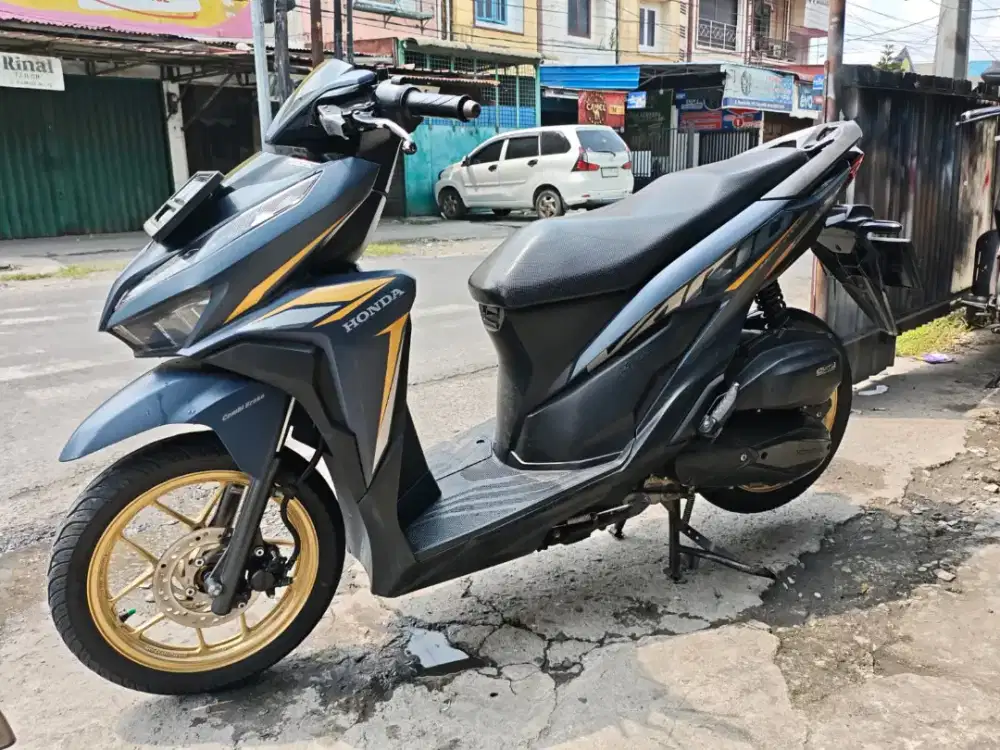Vario 125 Lengkap Mulus Terawat