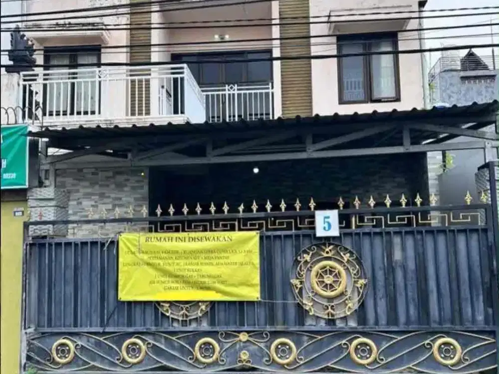 Disewakan Rumah 2 lantai siap huni, full furnished!! best area location.
