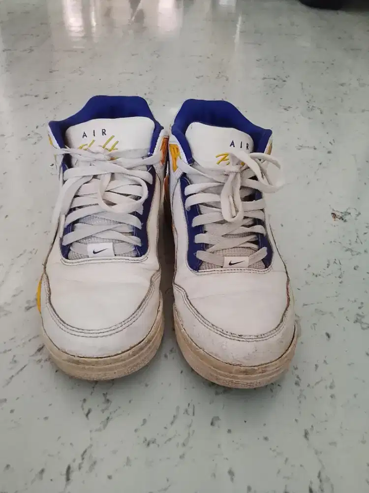 Nike Air Flight 13 Mid Lakers Original Bekas Size 42 EUR
