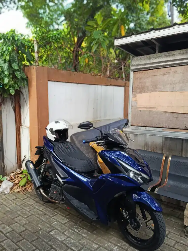 Yamaha aerox new tahun 2023 lengkap