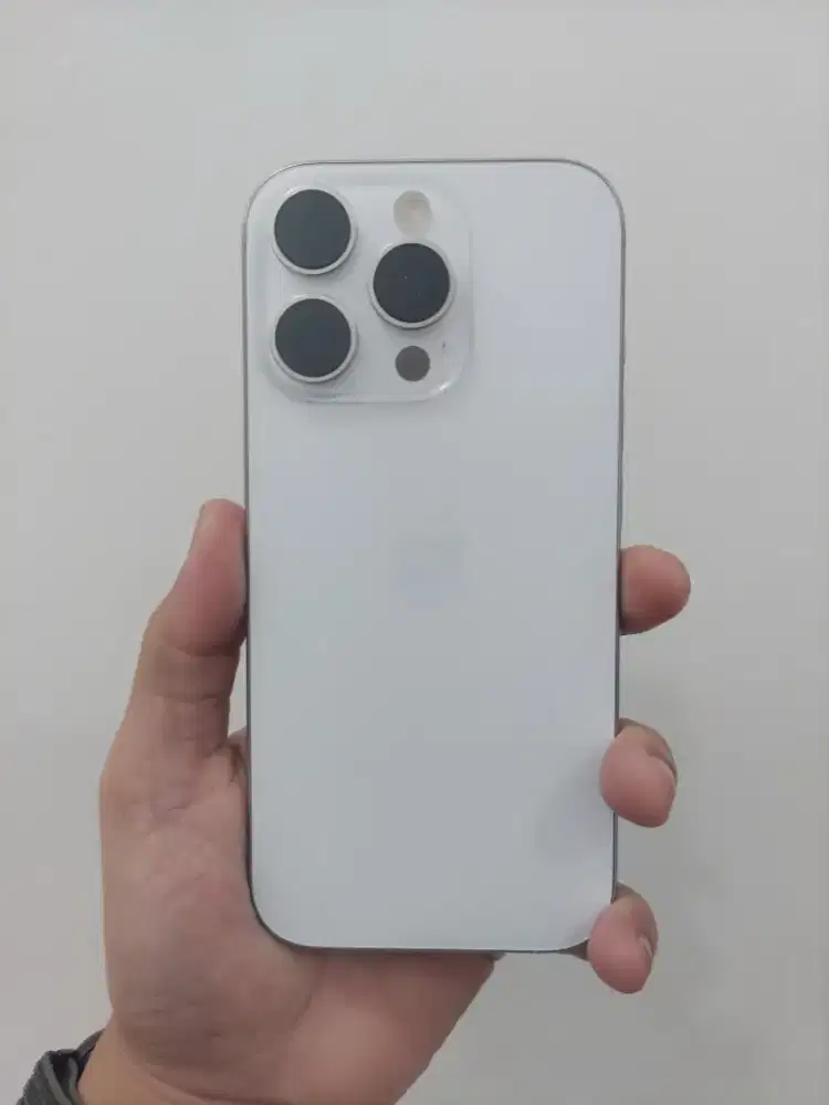 iPhone 16 Pro 128GB iBox Garansi on agustus