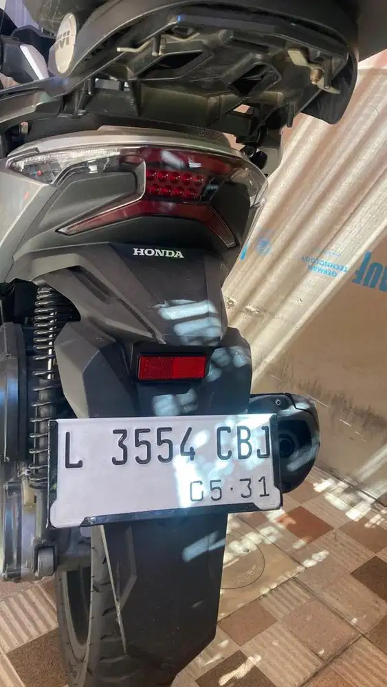 Honda Forza 250 Tahun 2019 Terawat Bonus Box Belakang