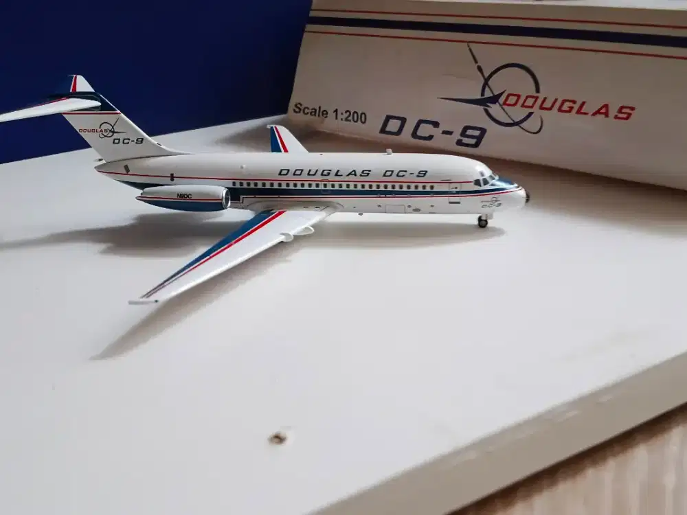 DC 9 rare collection