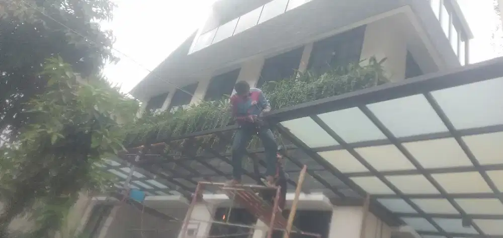 Kanopi kaca tempret