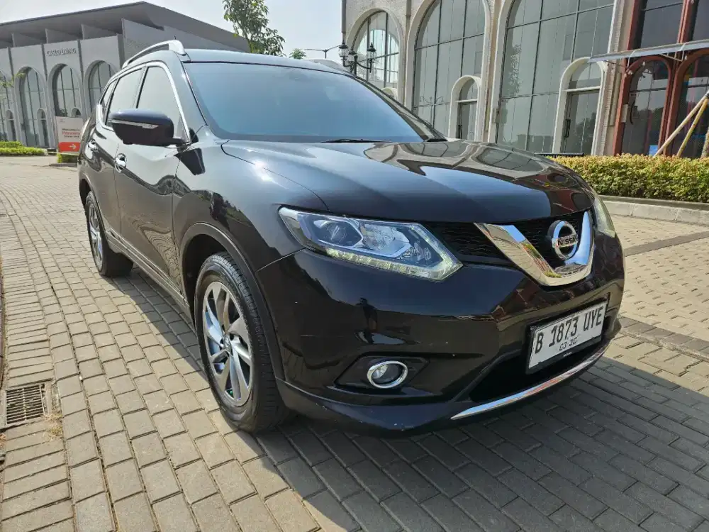 Nissan Xtrail 2.5 AT Tahun 2015, Pajak Panjang