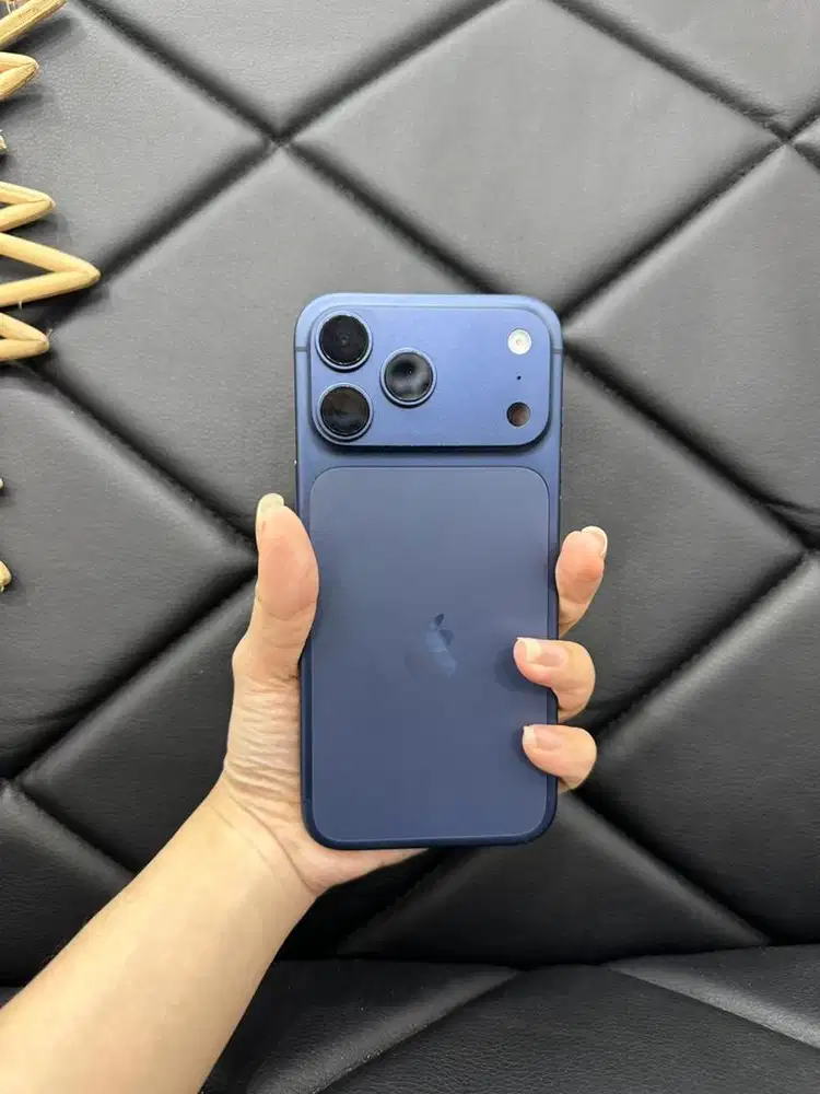 Ip 17 Promax Deep Blue 256gb