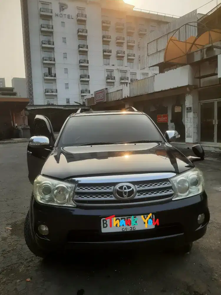 Fortuner 2.5 G diesel AT 2011