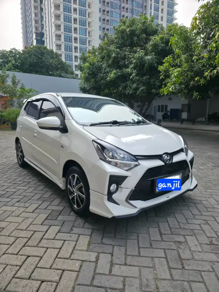 Dijuak Toyota Agya 1.2 GR Sport AT 2022 (km low 20rban)