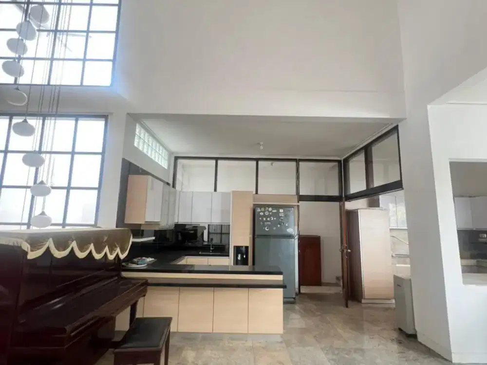DISEWAKAN RUMAH FURNISH BUDISARI SETIABUDI BANDUNG