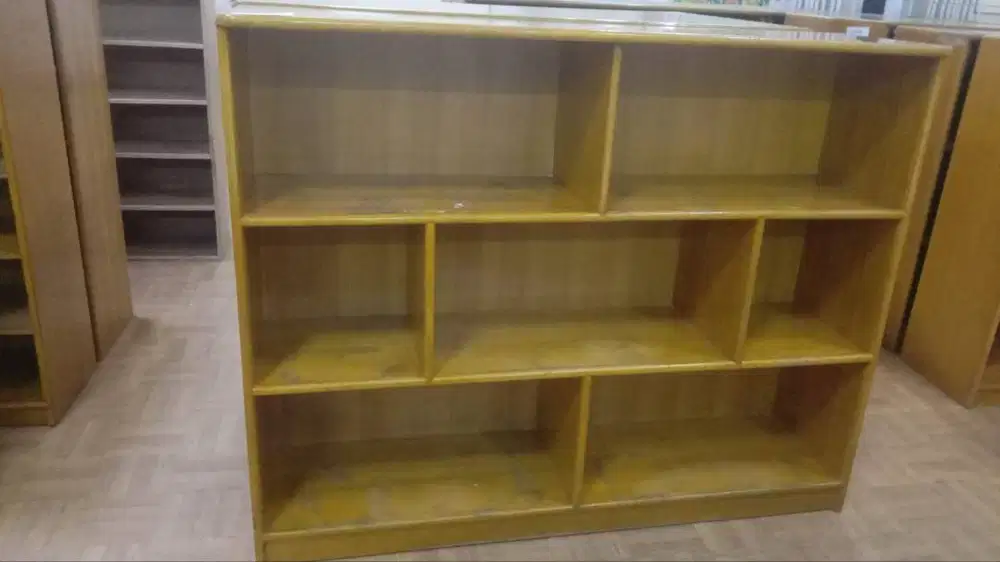 Lemari/Cubby Kotak 7 ukuran 120X33X96