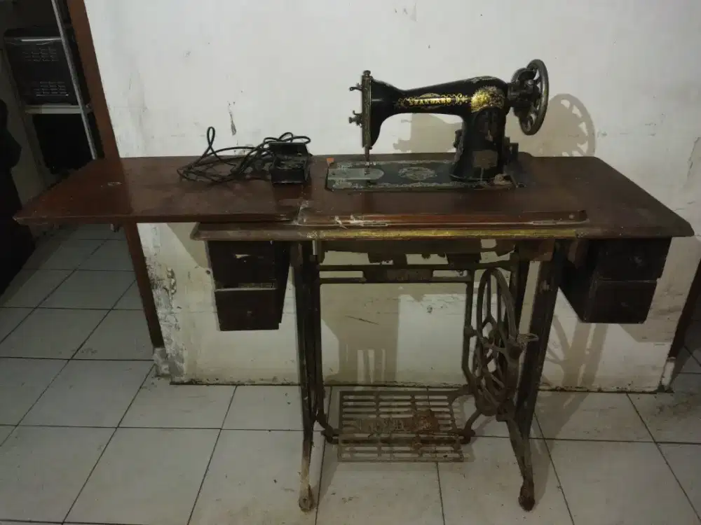Mesin Jahit Dan Mesin Obras