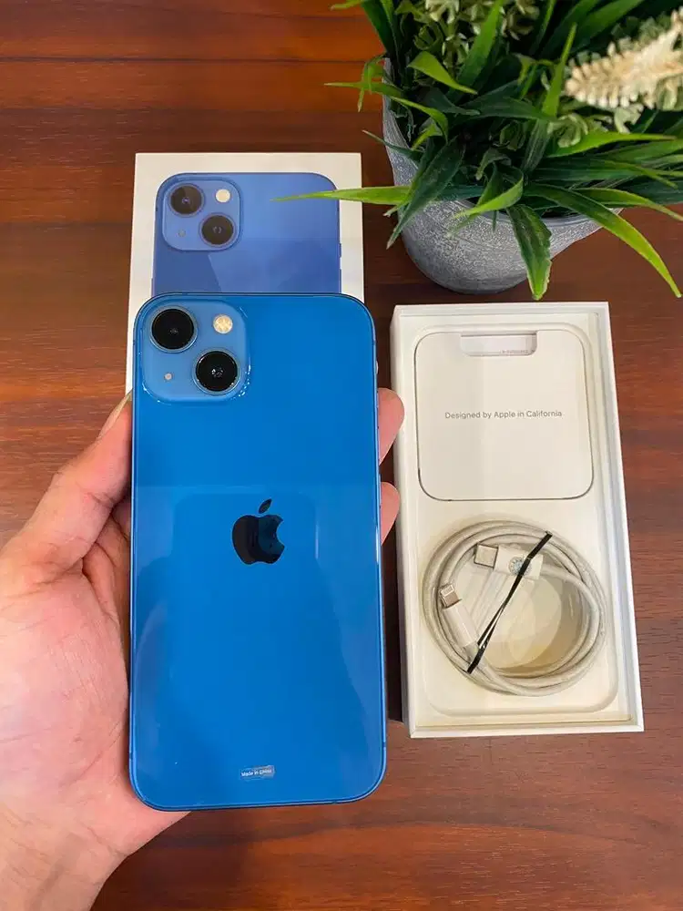 iPhone 13 256GB BH 93% Biru Garansi Resmi iBox