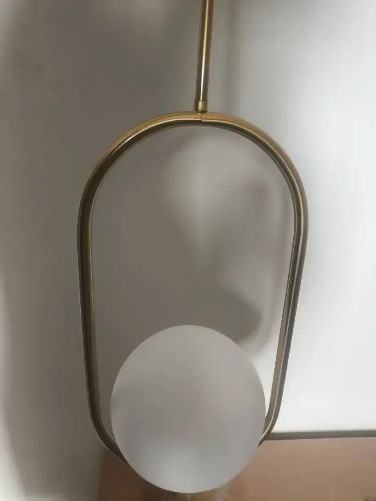Lampu gantung minimalis