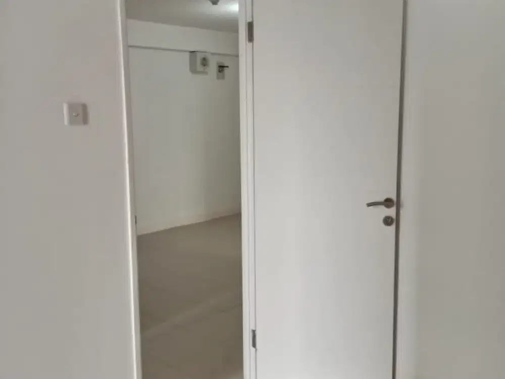Sewa 3BR Kosongan Apartemen Bassura ready tower Alamada lantai sedang atas Malll Basura