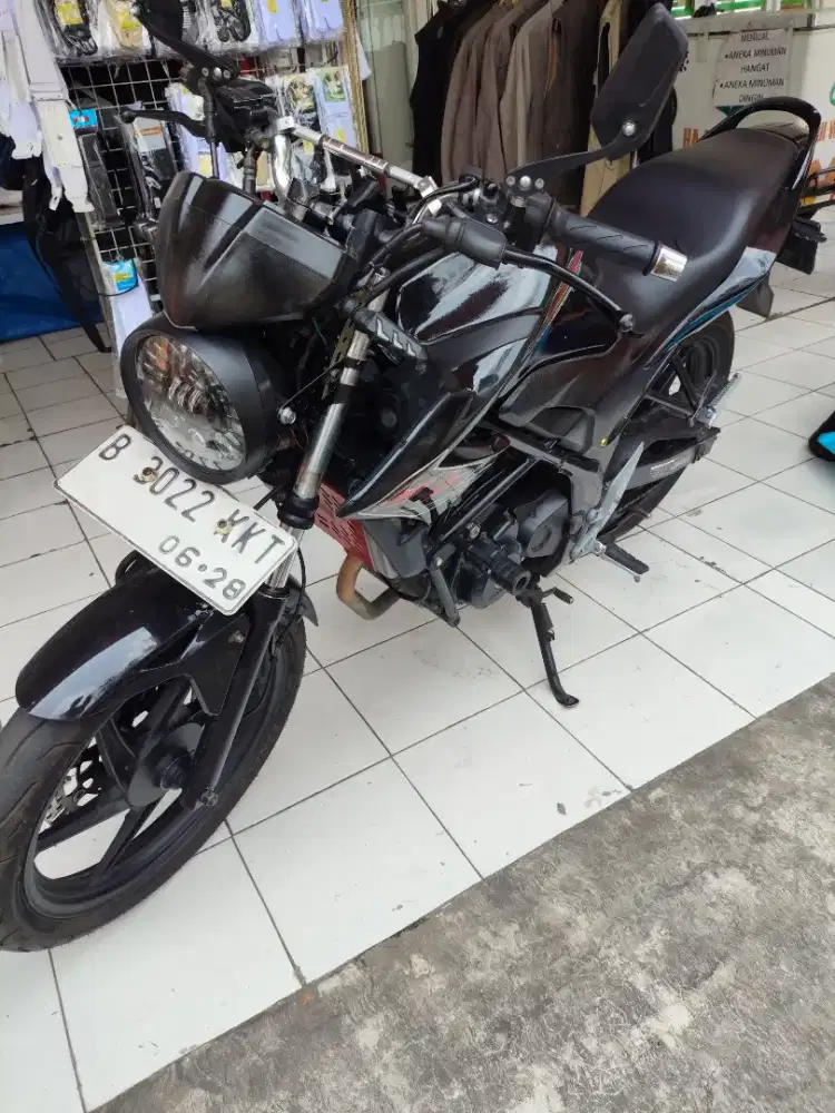 Jual motor Honda cb15 harga net