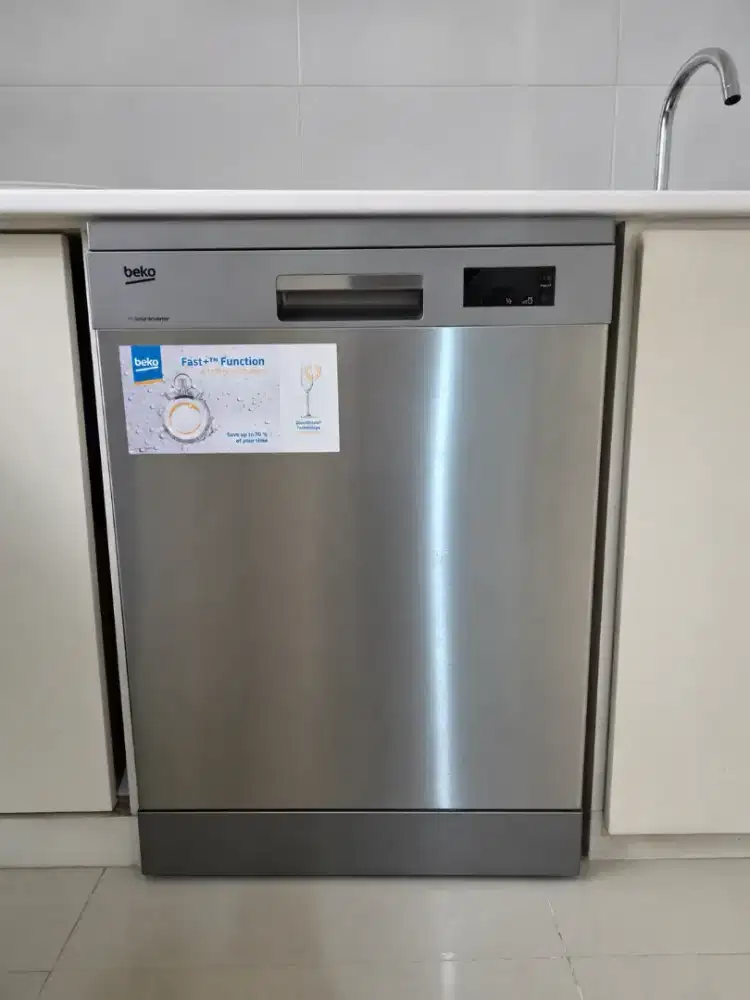 Beko Free-standing Dishwasher