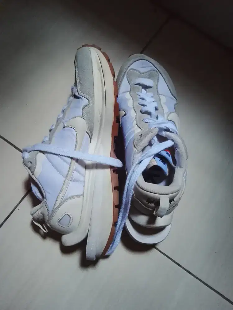Jual sepatu hasil trip