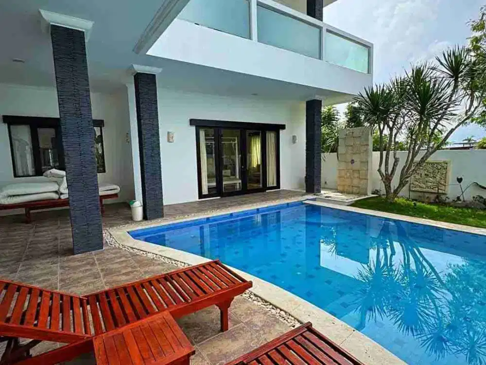 Di jual villa jalan Goa Gong , Jimbaran , Bali