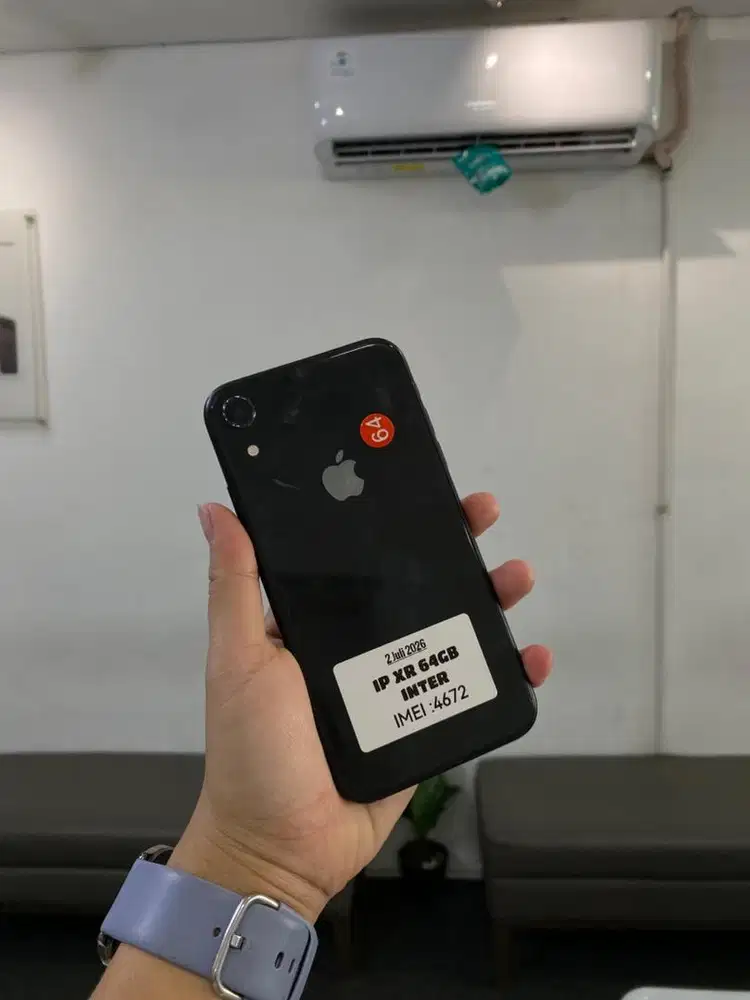 IPHONE XR 64GB BLACK NOMINUS FULLSET TERIMA TUKAR TAMBAH KREDIT SERVIS