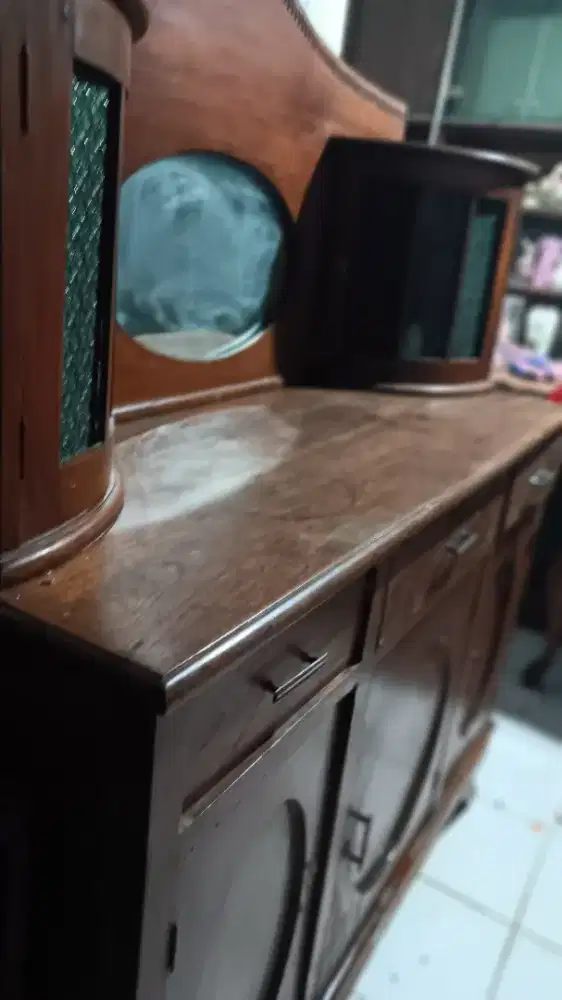 Lemari hias kosmetik jatii