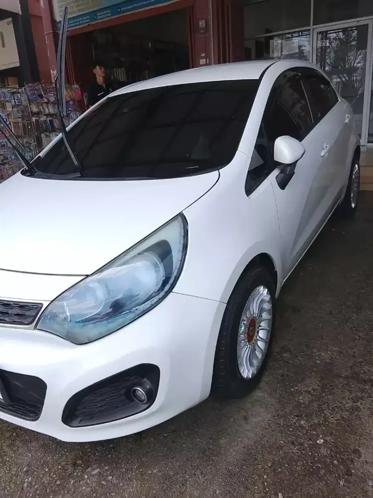 KIA rio 2013 matic