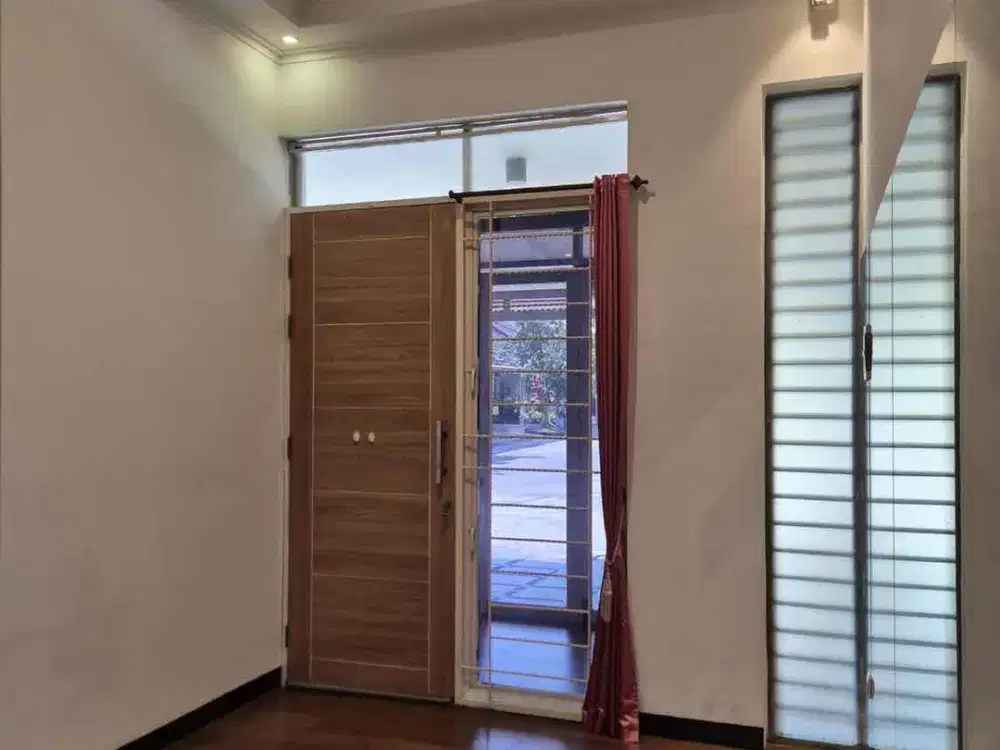 Dijual Rumah TKI V SommerVille