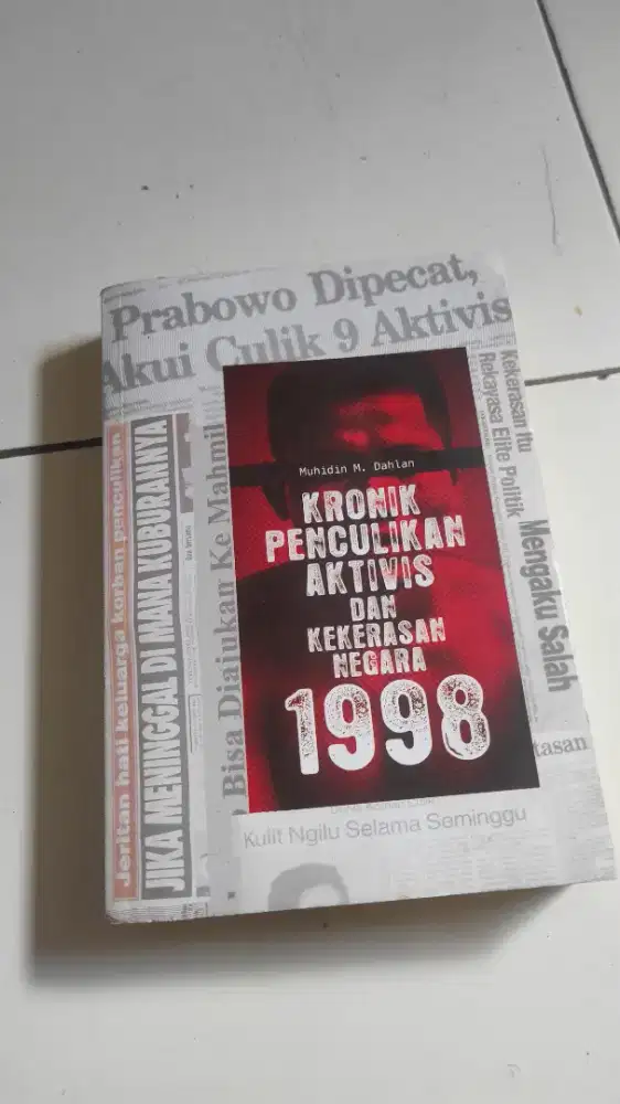 Buka tentang kejadian 1998