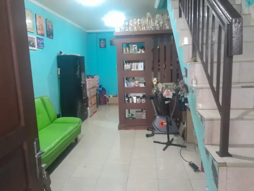 DIJUAL RUMAH BAGUS SIAP HUNI HADAP UTARA HARGA TERMURAH DI PERMATA TAMAN PALEM