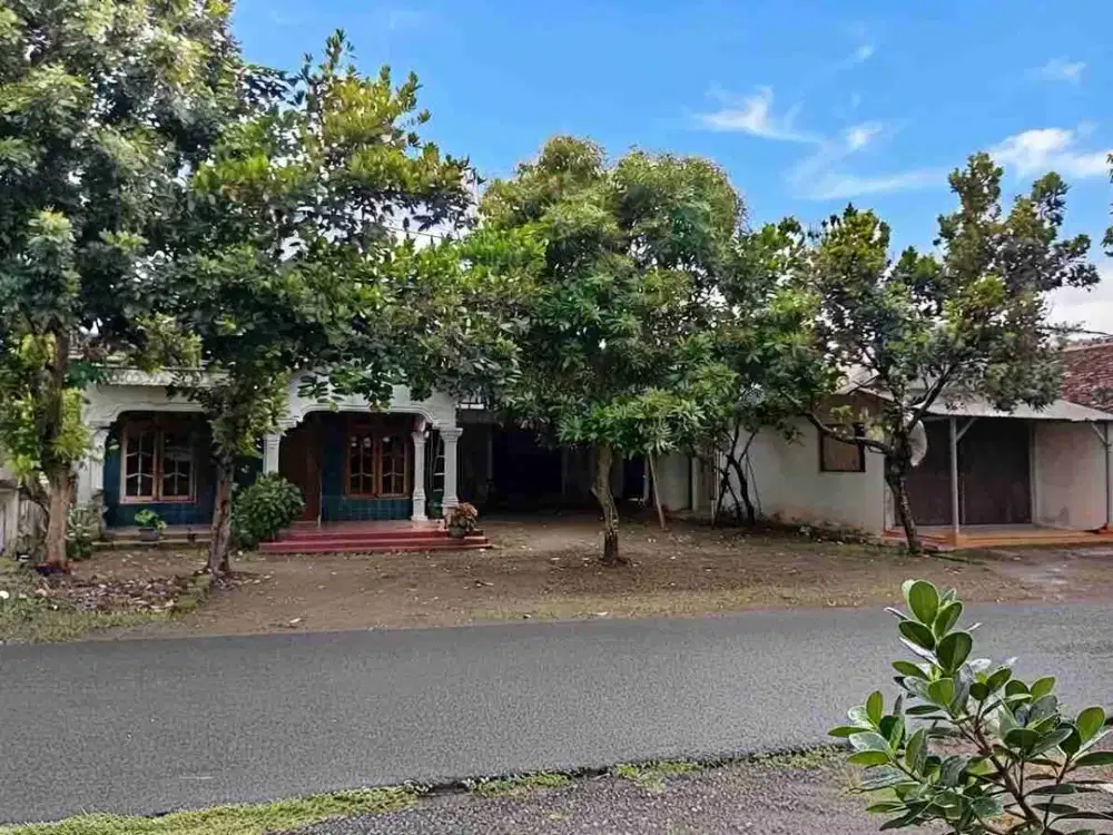 JUAL CEPAT RUMAH KLASIK KELURAHAN SRENGAT BLITAR