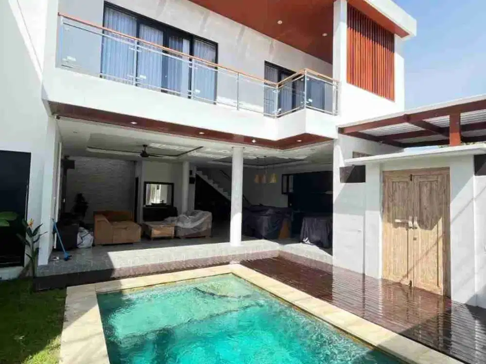 Villa siap huni 2KT 3KM MUNGGU 125m2 semi furnish 3,2M nego