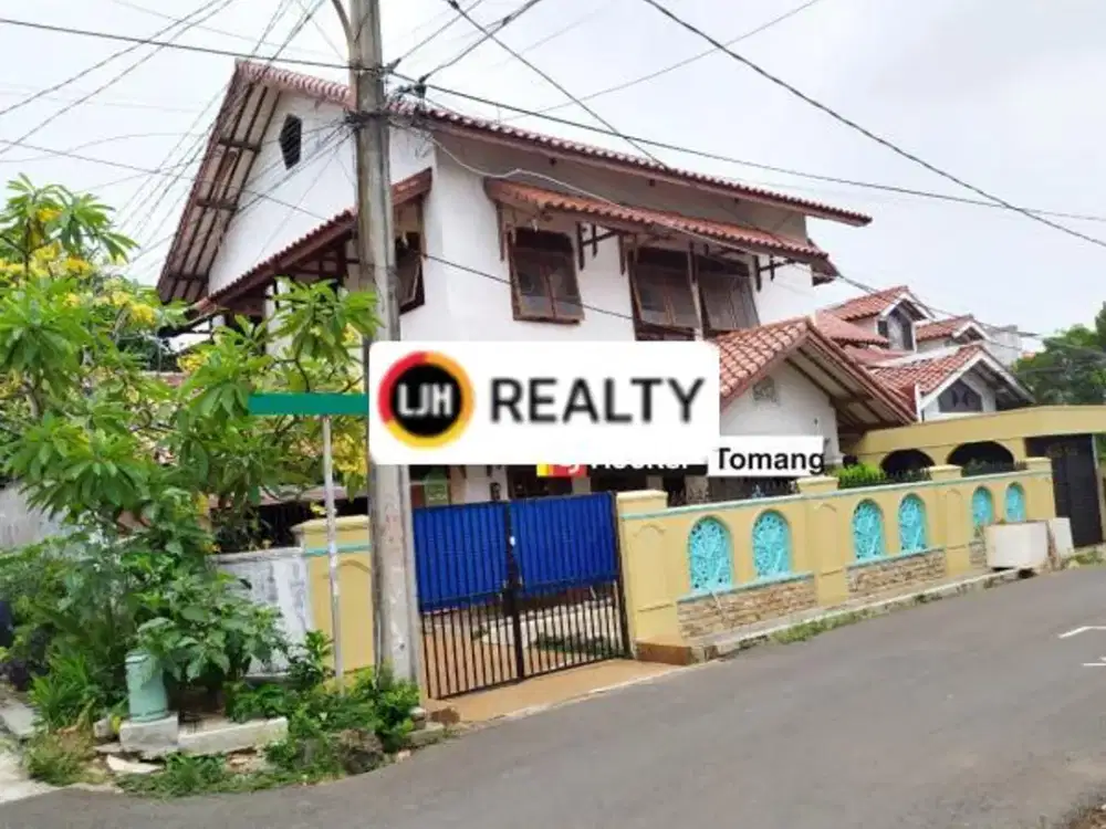 Rumah Hunian di dalam Komplek Lokasi dekat Mall Taman Anggrek dan Mall Central Park , Kemanggisan  -Jakarta Barat