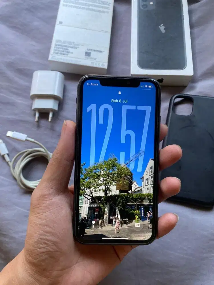 Dijual iPhone 11 128gb iBox resmi original