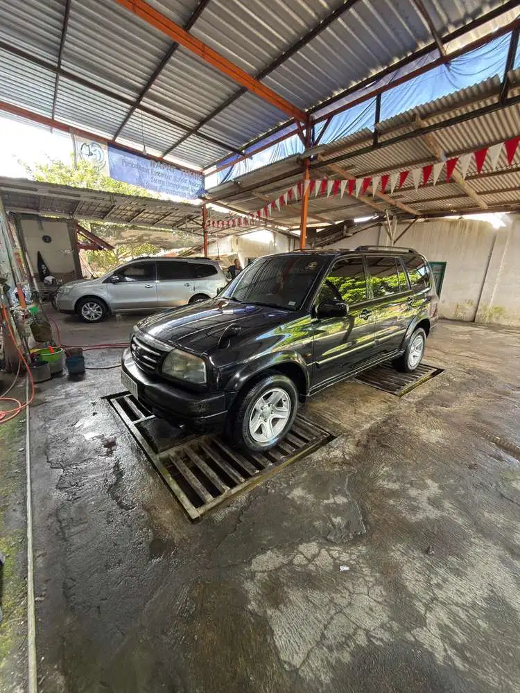 Suzuki Escudo 2004 Bensin