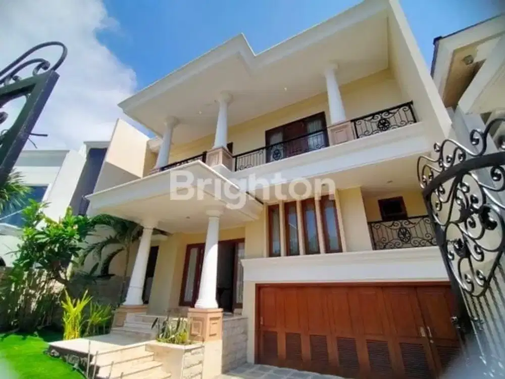 Dijual rumah siap huni graha famili lokasi depan