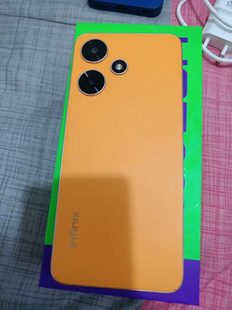 Infinix hot 30i 8/8 128 fullset mulus