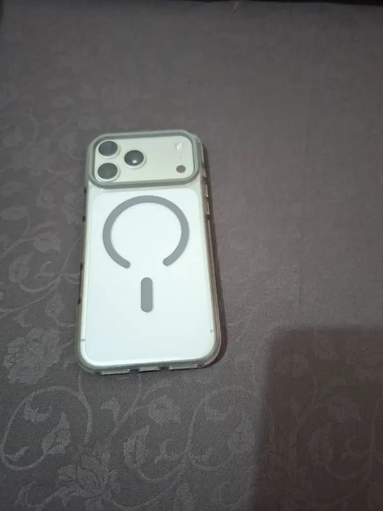 Jual cepat aja iPhone 17 Pro Max, Silver, 512GB, garansi resmi iBox