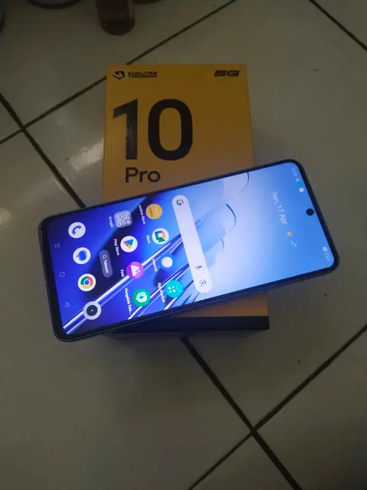Realme 10 pro  8/128  nominus fullset. 2,050 Nett ke lokasi Nett
