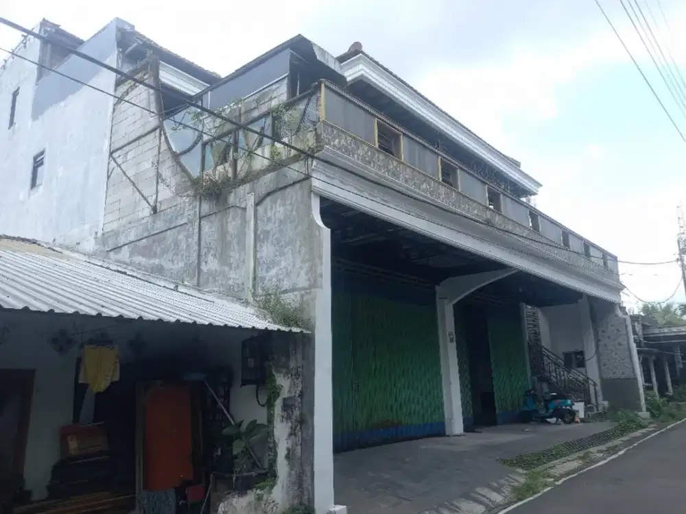 Rumah Plus Gudang Strategis Dekat Exit Tol Singosari. Dekat Exit Tol, Pasar, Stasiun, Terminal, Kawasan Industri, Hawai Waterpark.BPRMLG00002