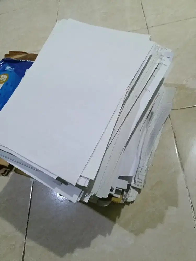 Kertas Putih Bekas