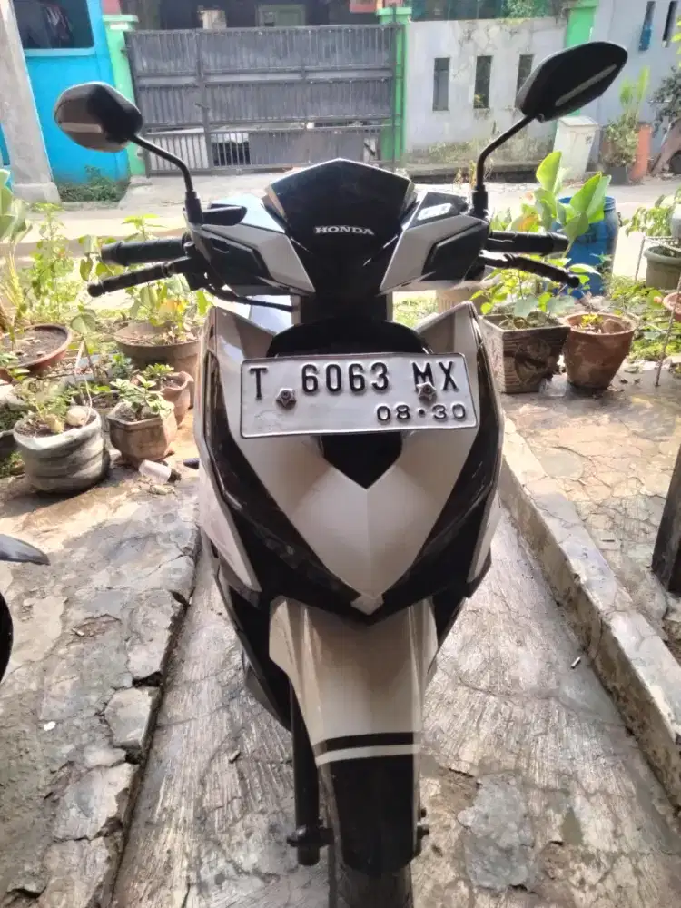Vario 125 THN 2015