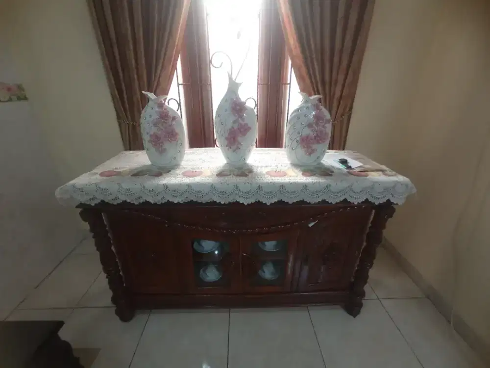 DIJUAL lemari dan kabinet kayu Jati premium orisinil