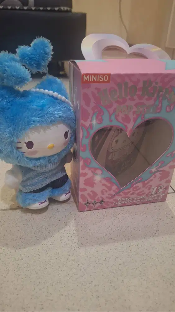 [CONFIRMED Varian Rare] Miniso x Sanrio Hello Kitty Pop Star Plush