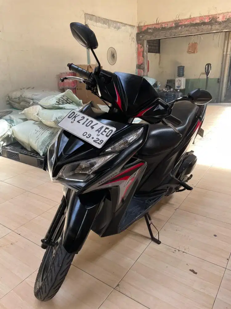 Honda Vario 125 FI 2014 Hitam | Pajak sd 2029 Plat DK