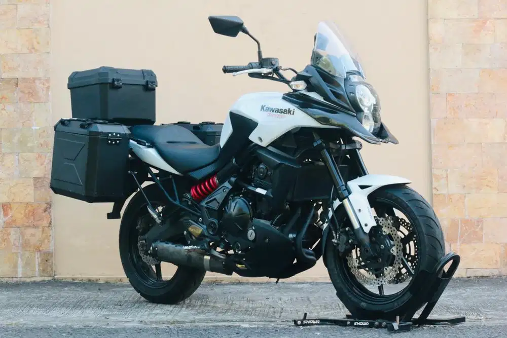 Kawasaki versys 650 ABS mulus sangat nyaman buat turing jauh