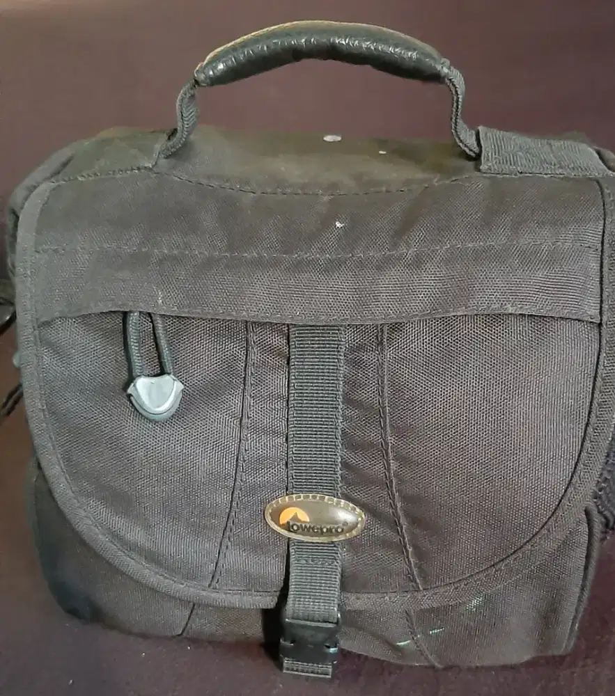 Tas Camera DSLR  LowePro Ori Ex 160